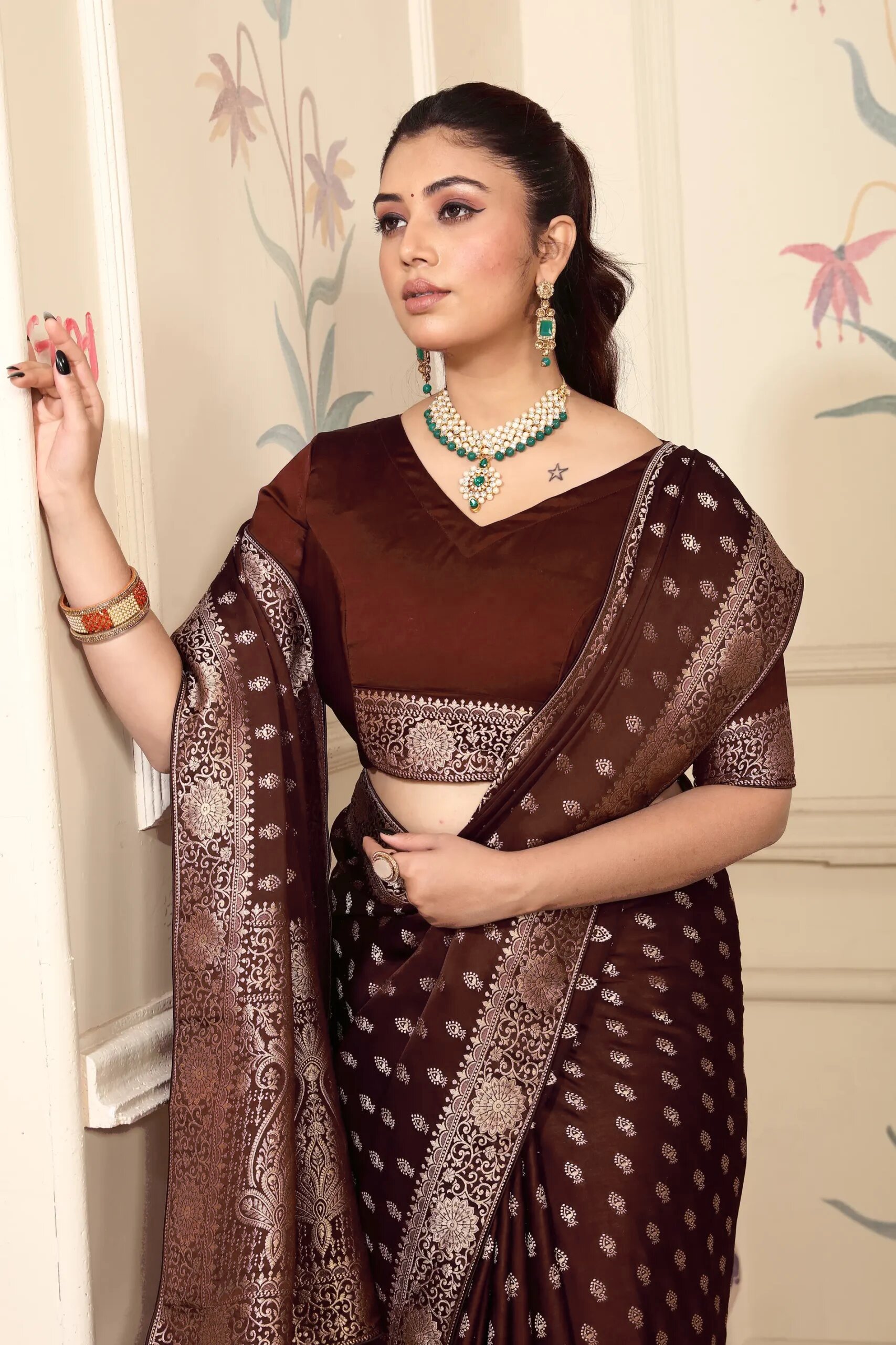 banarasi-silk-brown-color-festival-marriage-gift-anniversary-party-occasion-funnction-bridewear-birthday