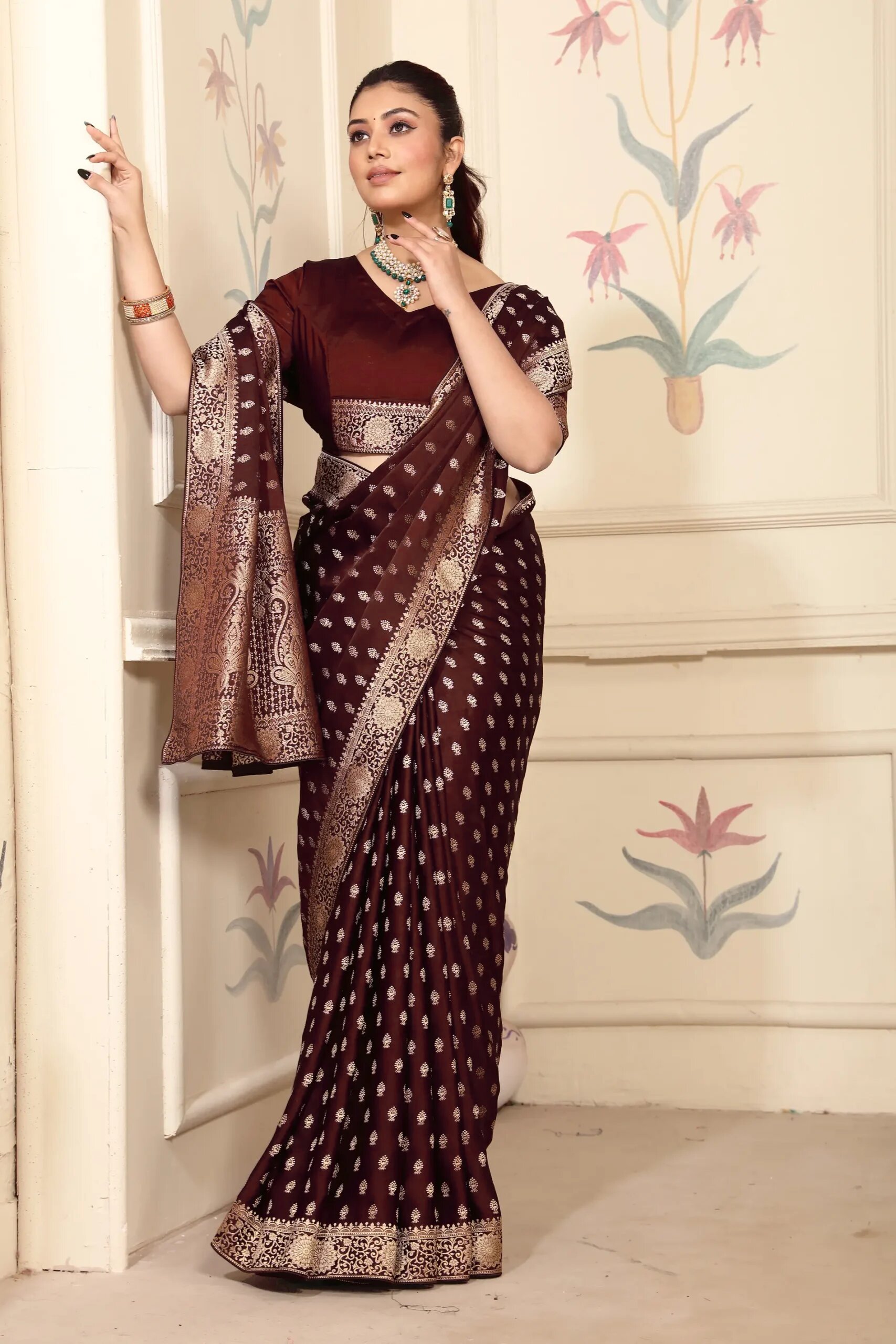 banarasi-silk-brown-color-festival-marriage-gift-anniversary-party-occasion-funnction-bridewear-birthday
